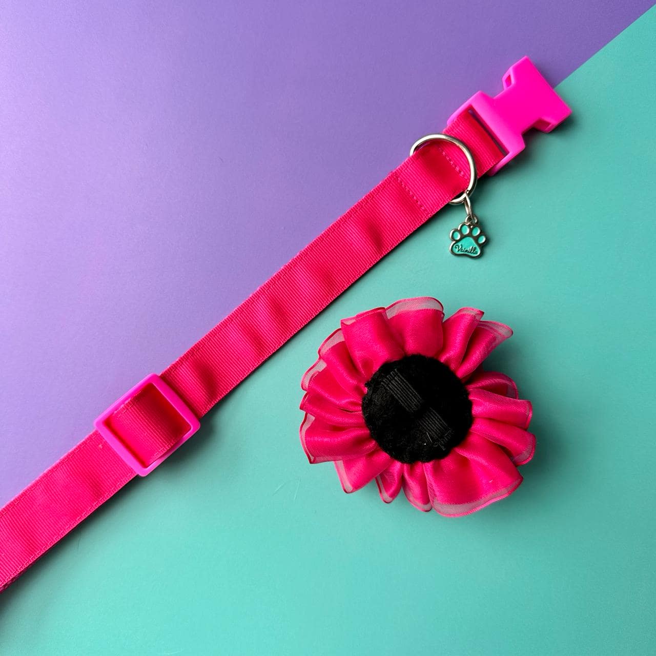 Collar para perros con flor tul fucsia