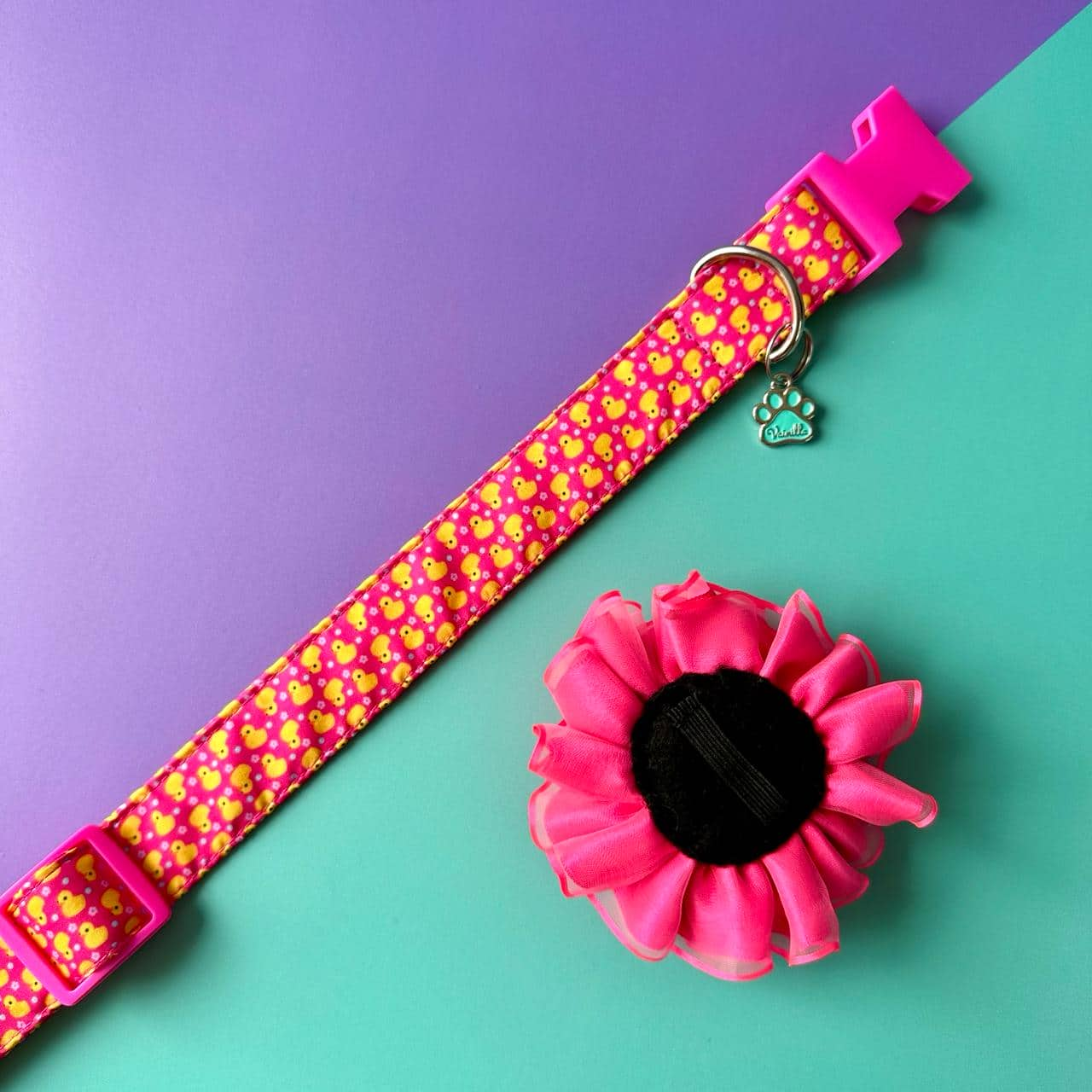 Collar para perros Patos con flor tul fucsia neón