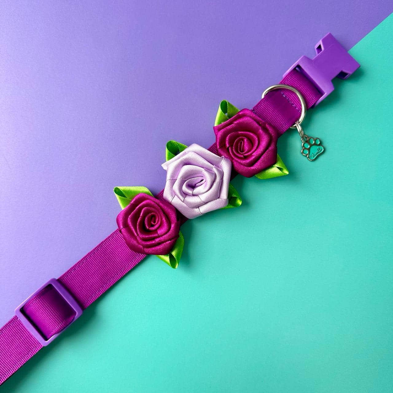 Collar para perros con rosas Morado