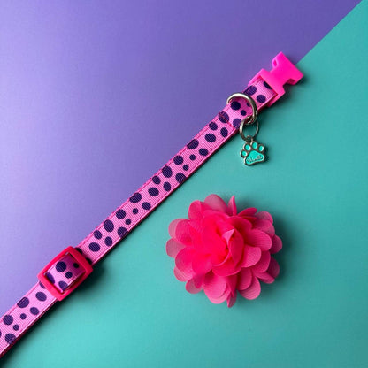 Collar para perros con flor seda fucsia puntos