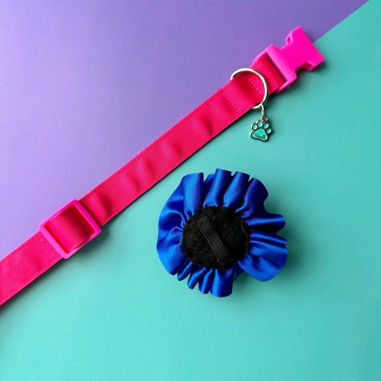 Collar para perros con flor bicolor fucsia y azul - Fucsia